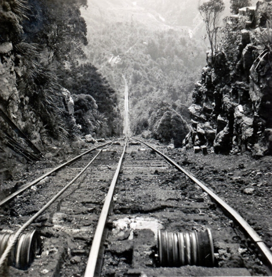 Looking down the Denniston Incline Photo courtesy www.denniston.co.nz